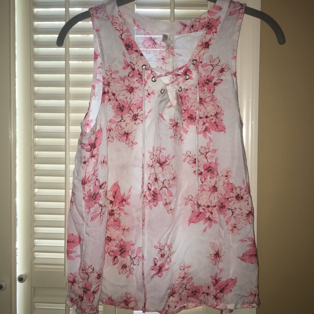 Floral top